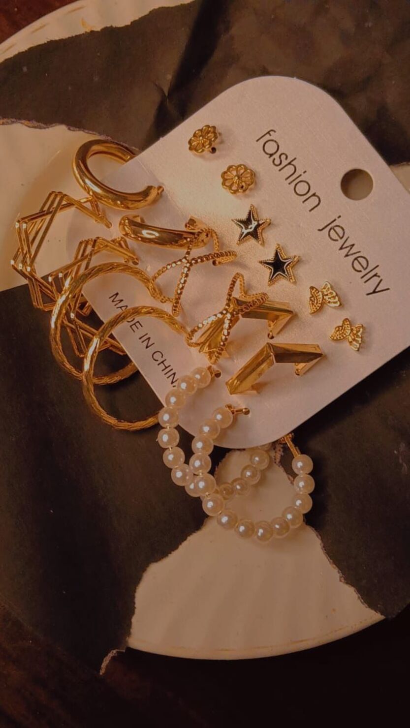 Golden Luxe Earring Combo Set (9 Pairs)