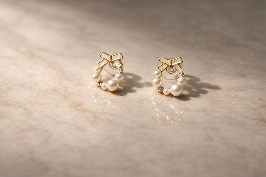 Elegant Pearl Circle Bow Stud Earrings