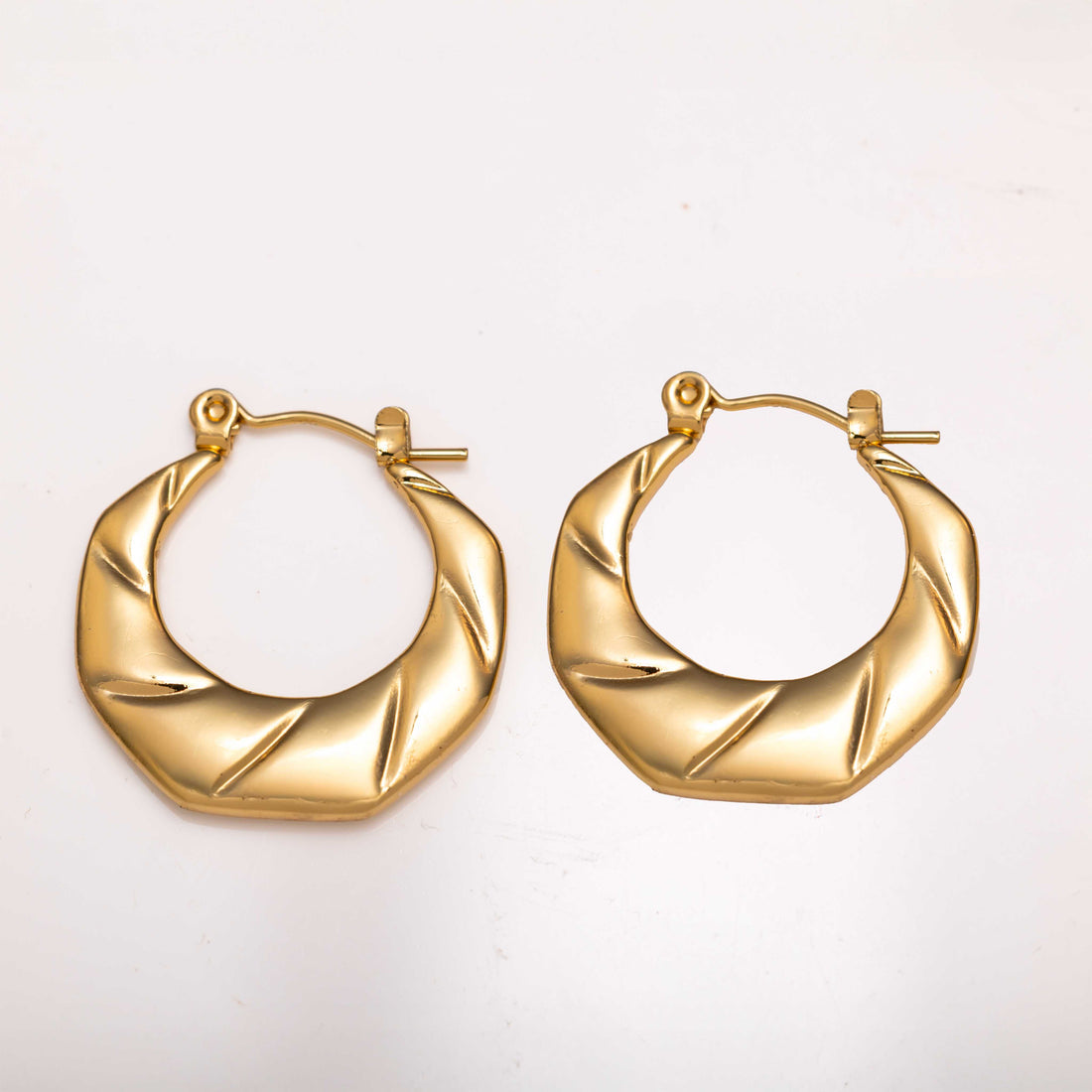 Golden Crumpled Hoop Earrings – Sculpted Luxe